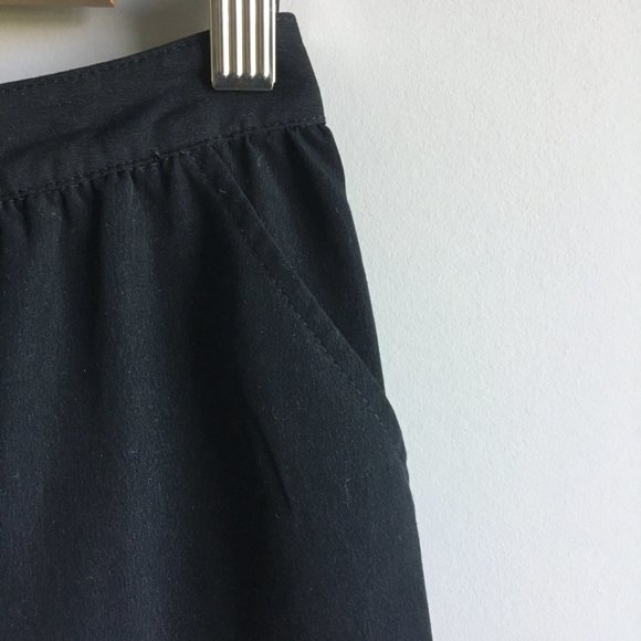 ⚪ Mossimo black knee-length skirt with pockets - Picture 5 of 10